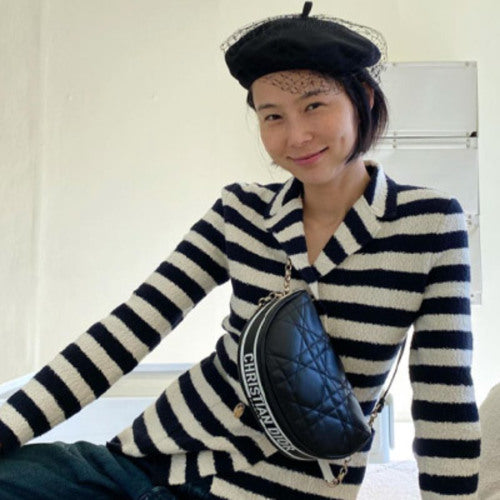 디올 바이브 호보백 블랙 S/M (예리,김나영 착용)