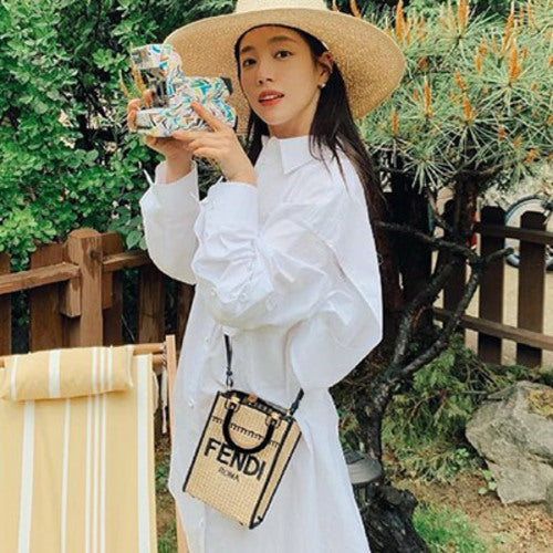 펜디 미니 선샤인 쇼퍼백 베이지/블랙 (기은세 착용)