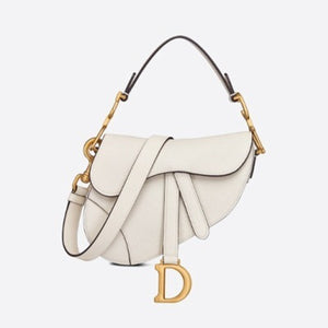 디올 미니 새들 스트랩백 화이트 (기은세 착용)