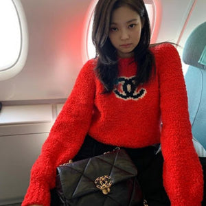 샤넬 19 플랩백 M/L 블랙 (제니 착용)