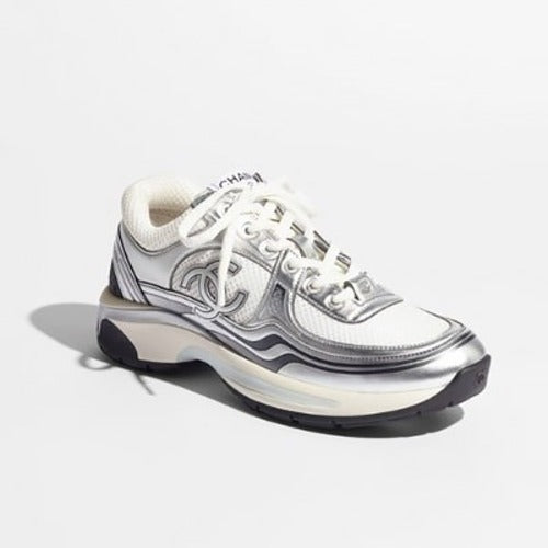 샤넬 크루즈 CC 로고 스니커즈 화이트/실버 G39792 (지효,유튜버 오눅 착용)