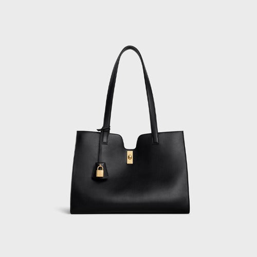 셀린느 카프스킨 카바스 16 숄더백 블랙