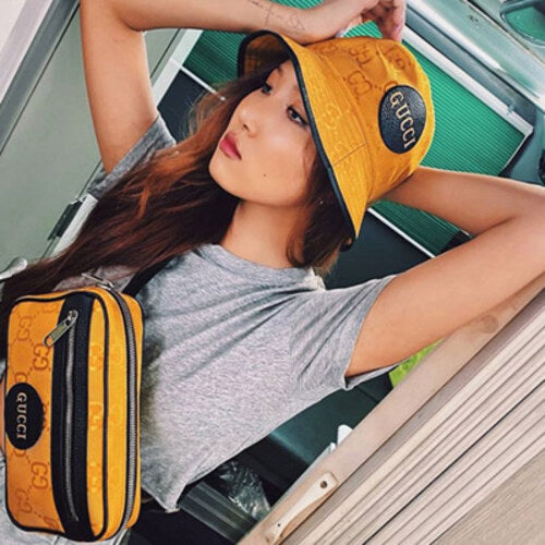 구찌 오프 더 그리드 벨트백 오렌지 (화사 착용)