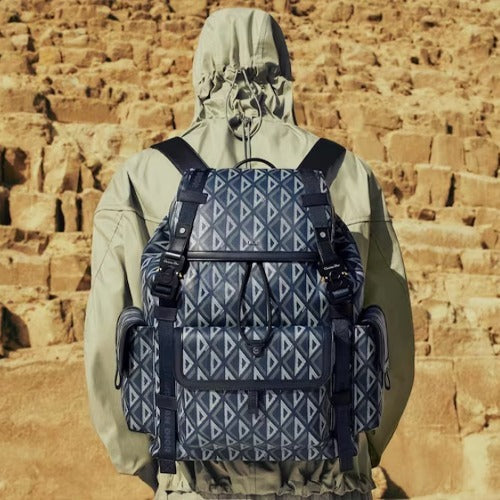 디올 힛 더 로드 백팩 네이비