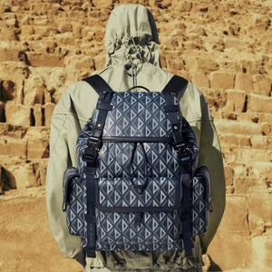 디올 힛 더 로드 백팩 네이비