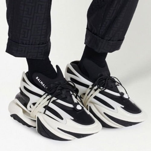 발망 레더 유니콘 로우탑 스니커즈 화이트/블랙