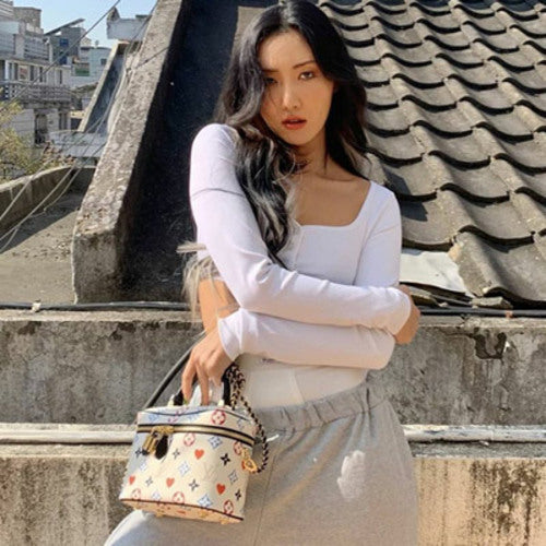 루이비통 게임 온 베니티 PM 시티백 블랑 (화사,전소미 착용)