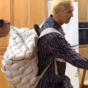 보테가베네타 패딩 백팩 플래스터 (송민호 착용)