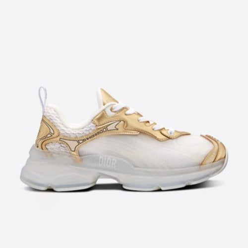 디올 바이브 스니커즈 골드 (수지 착용)
