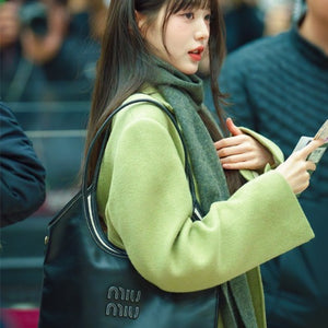 미우미우 가죽 아이비 토트백 블랙 5BG231 (장원영 착용)