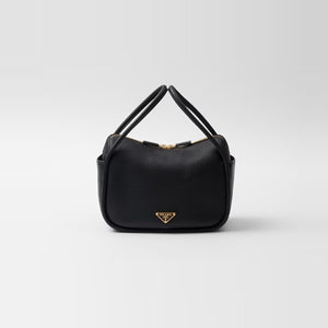 프라다 달링 레더 핸드백 블랙 1BA451 (전소미 착용)