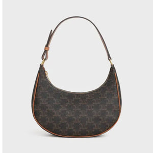 셀린느 트리오페 아바 호보백 (리사 착용)