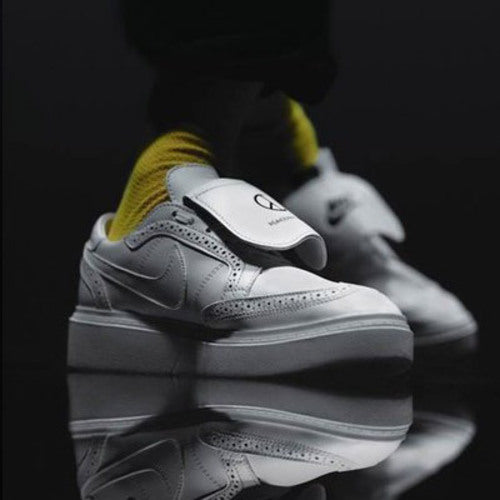 나이키 X 피스마이너스원 권도1 트리플 화이트 (지드래곤,기리보이,류준열,혜리,황민현,효연 등 착용)