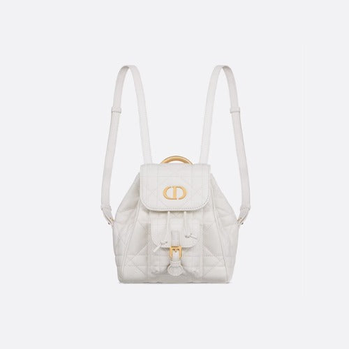 디올 카로 백팩 화이트 S/M (해린 착용)