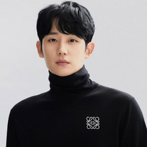 [국내배송/당일출고] 로에베 로고 터틀넥 니트 (정해인,김민재,김희애,미나 착용)
