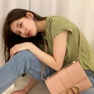 디올 30 몽테뉴백 핑크 (수지 착용)