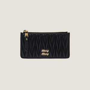 미우미우 마테라쎄 인벨로프 지갑 블랙 5MB006