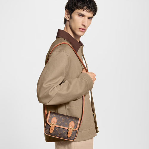 루이비통 사첼 웨어러블 월릿 미니백 M26805