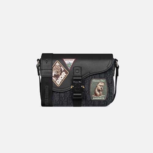 디올 오블리크 새들 스몰 플랩 스트랩백 블랙