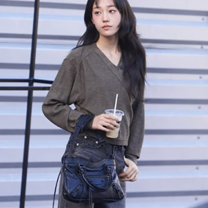 발렌시아가 르 시티 퍼스트 백 블랙 (올데프 애니,노윤서 착용)