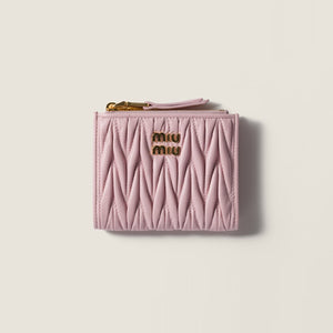 미우미우 마테라쎄 나파 가죽 스몰 지갑 핑크 5ML024